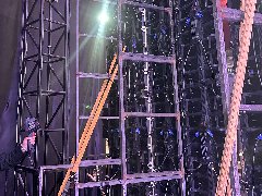 百度首页 上海华谨建材 “城市艺术灯光秀”常态